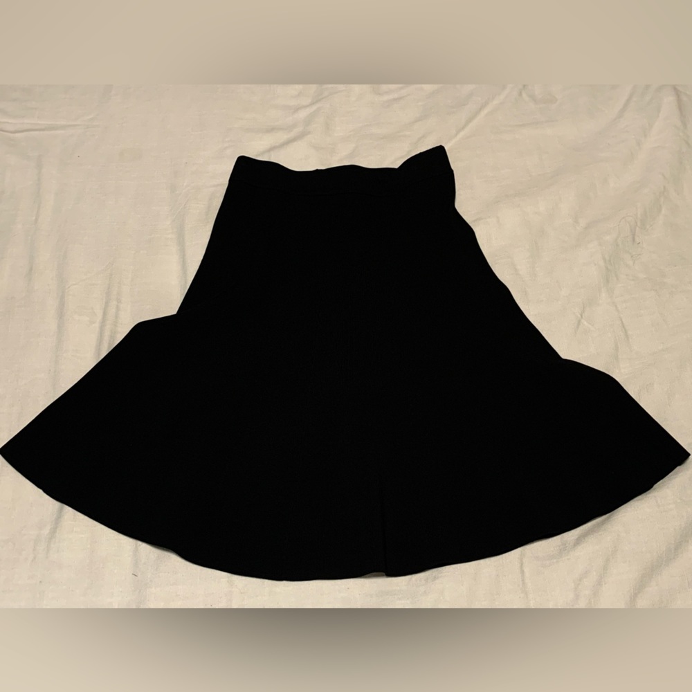 MM Lafleur jardigan knit skirt, size small